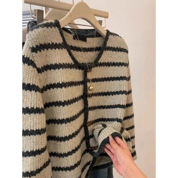 Vintage Stripe Knitted Coat For Women Autumn And Winter - Image 5