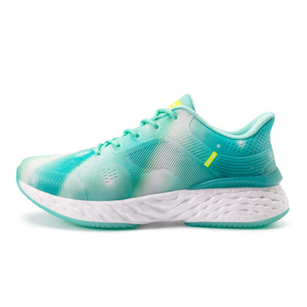 Lightweight Breathable And Comfortable Jogging Shoes - Image 4