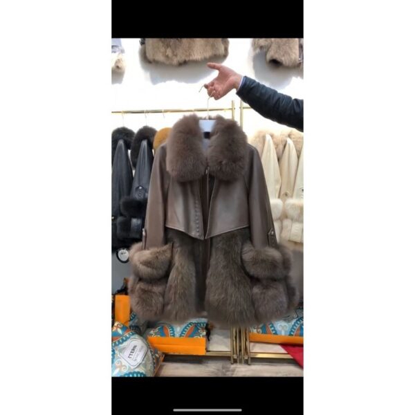 Young Genuine Leather Fur Coat Sheep Fur Fur All-in-one Coat Women's Coat - Image 4
