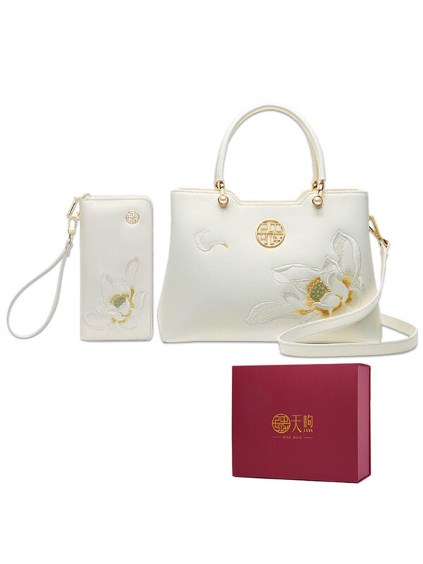 High End Meeting Gift Handbag For Mother In Law - Image 4
