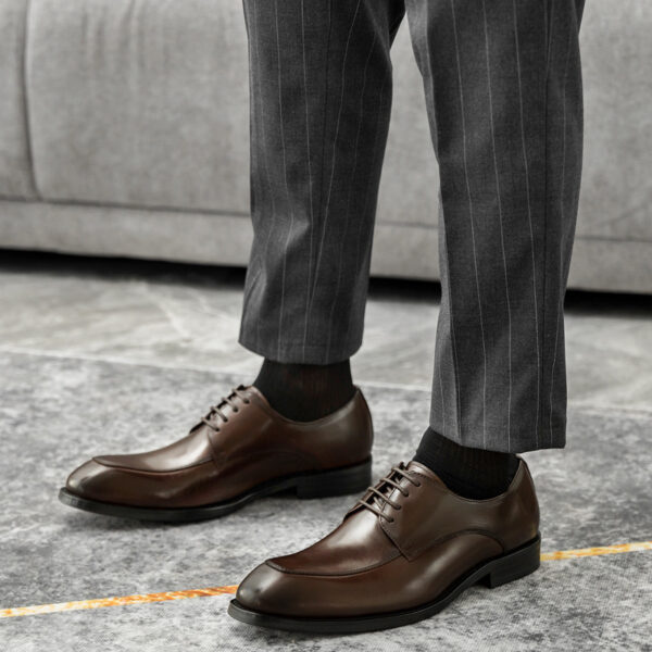Men's British Style Handmade Pointed Leather Shoes