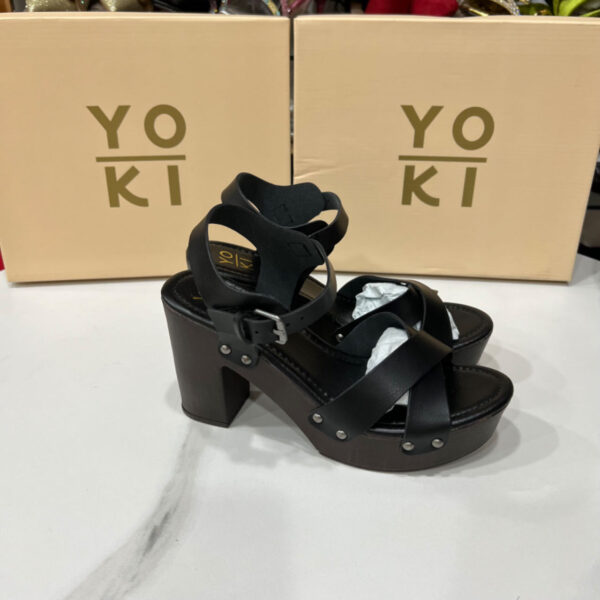Women's Buckle Chunky Heel Open Toe Sandals - Image 4