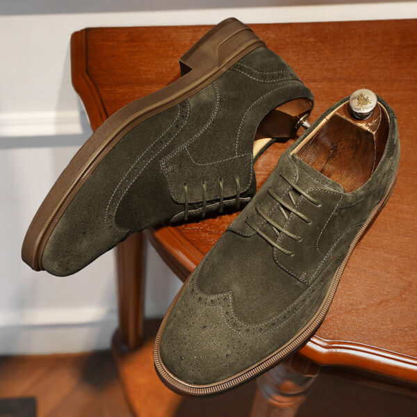 New Vintage Engraving Suede Leather Breathable Shoes Men - Image 4