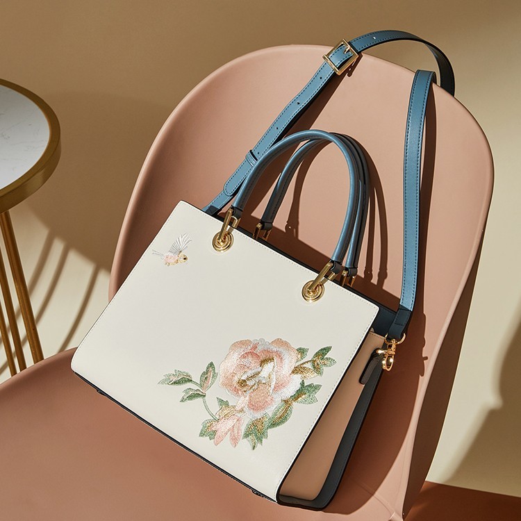 Women’s Embroidered Bag Cowhide Portable