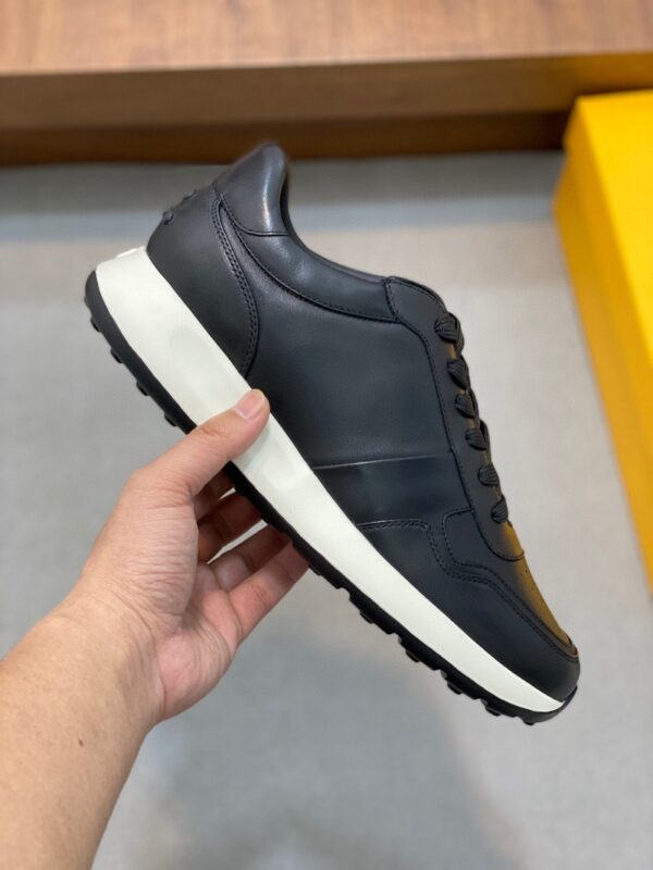 Leather Lace-up Business Casual Leather Shoes - Image 3