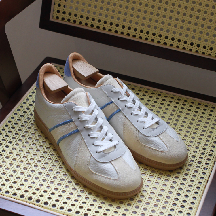Training Retro Cowhide Men’s Sneakers Casual