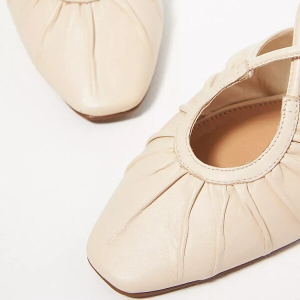 Women's Vintage Square Head Pleated Cross Strap Sandals - Image 6