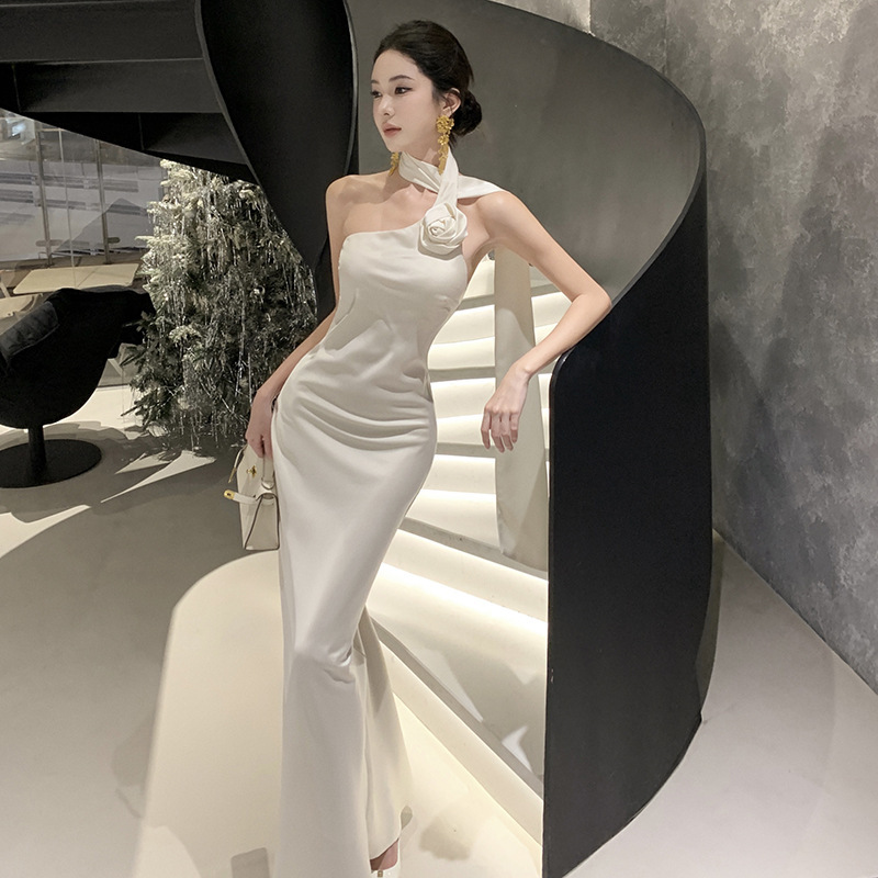French Style Retro Elegant Sense Of Atmosphere Sloping Shoulder Dress Women