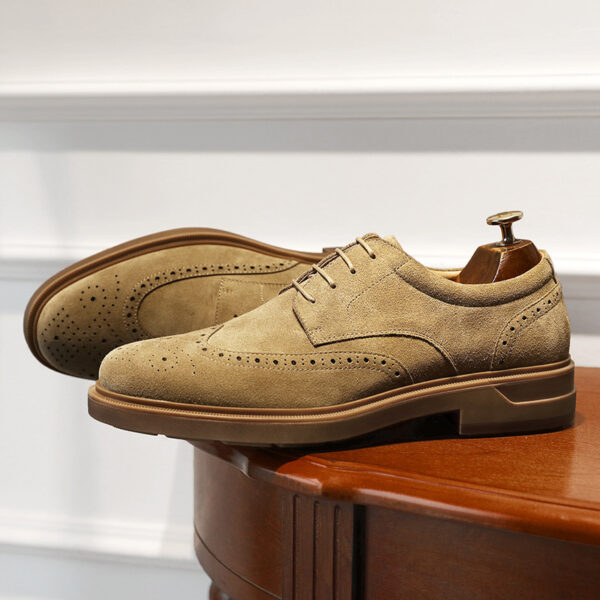 New Vintage Engraving Suede Leather Breathable Shoes Men - Image 3