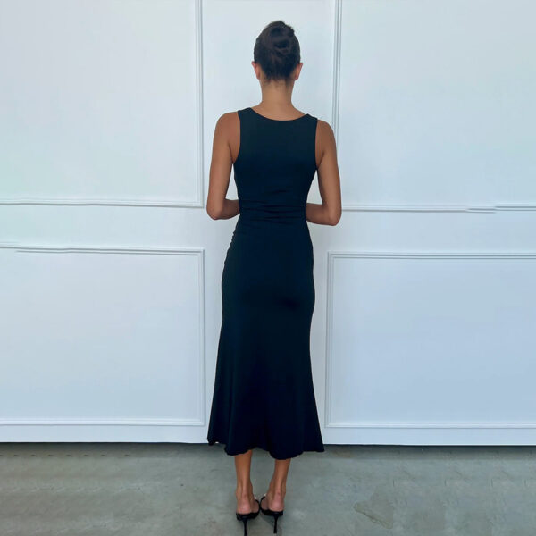 Sexy V-neck Sheath Dress - Image 2