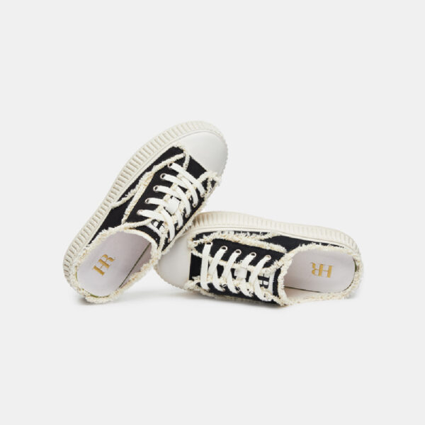 Women's Fashion Half Trailer Canvas Shoes - Image 5