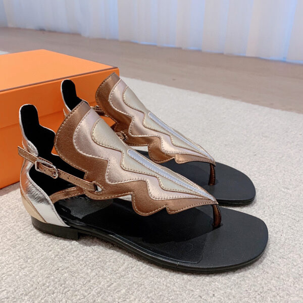 Flat Bottom Outer Sandals Women Beach Slippers - Image 4