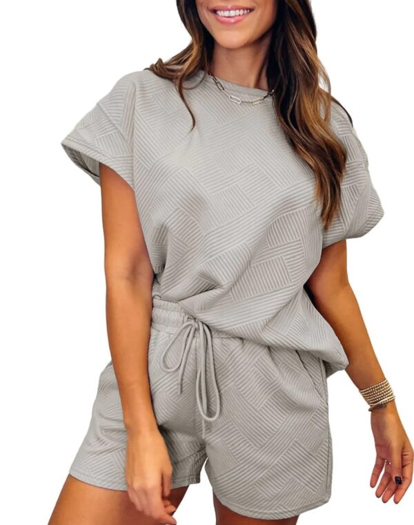 Solid Color Round Neck Short Sleeves Top Shorts Suit - Image 10