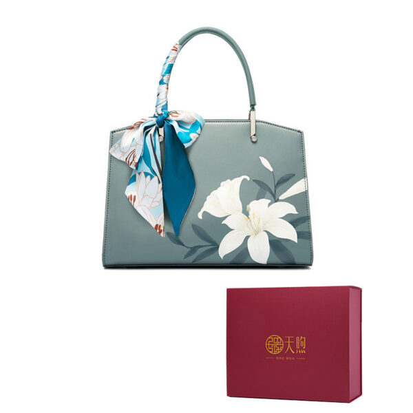 Mother's Day Practical Fashion Leather Diagonal Bag - Image 4