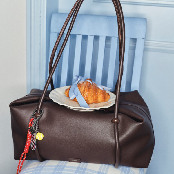 Leather Travel Hand-carried One-shoulder Oversized Women's Fashion Gym Bag - Image 4