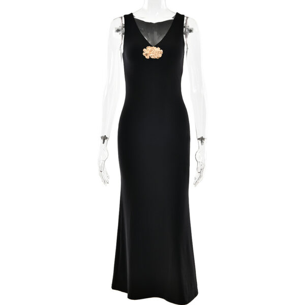 Sexy V-neck Sheath Dress - Image 5