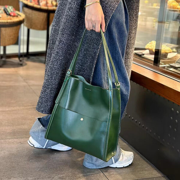 Commuter's All-matching Leather Large Capacity Women's Tote - Image 2
