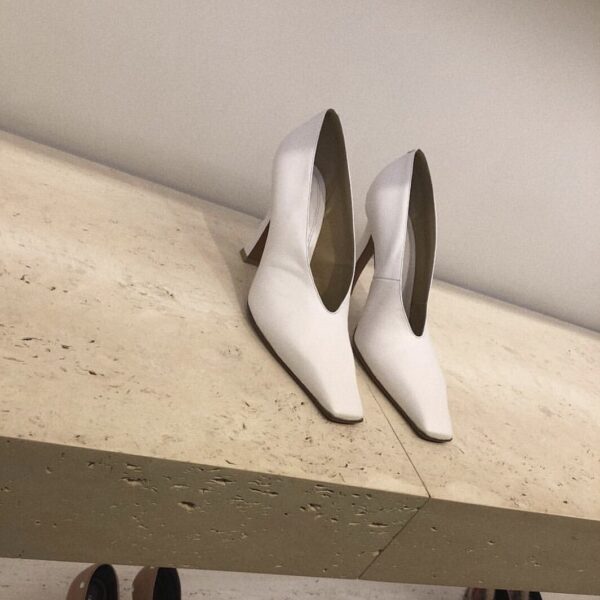 V Mouth Leather White Temperament Square Toe High Heels - Image 2