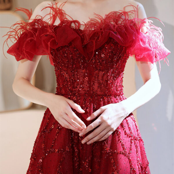 Women's Fashion Temperament One Shoulder Evening Dress - Image 3