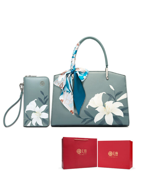 Mother's Day Practical Fashion Leather Diagonal Bag - Image 9