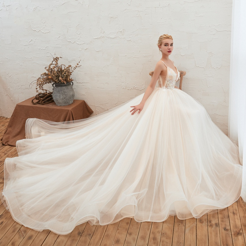 Starry Sky Luxury ig Tail Is Thin Baeakless Dream Master Wedding Dress - Image 5