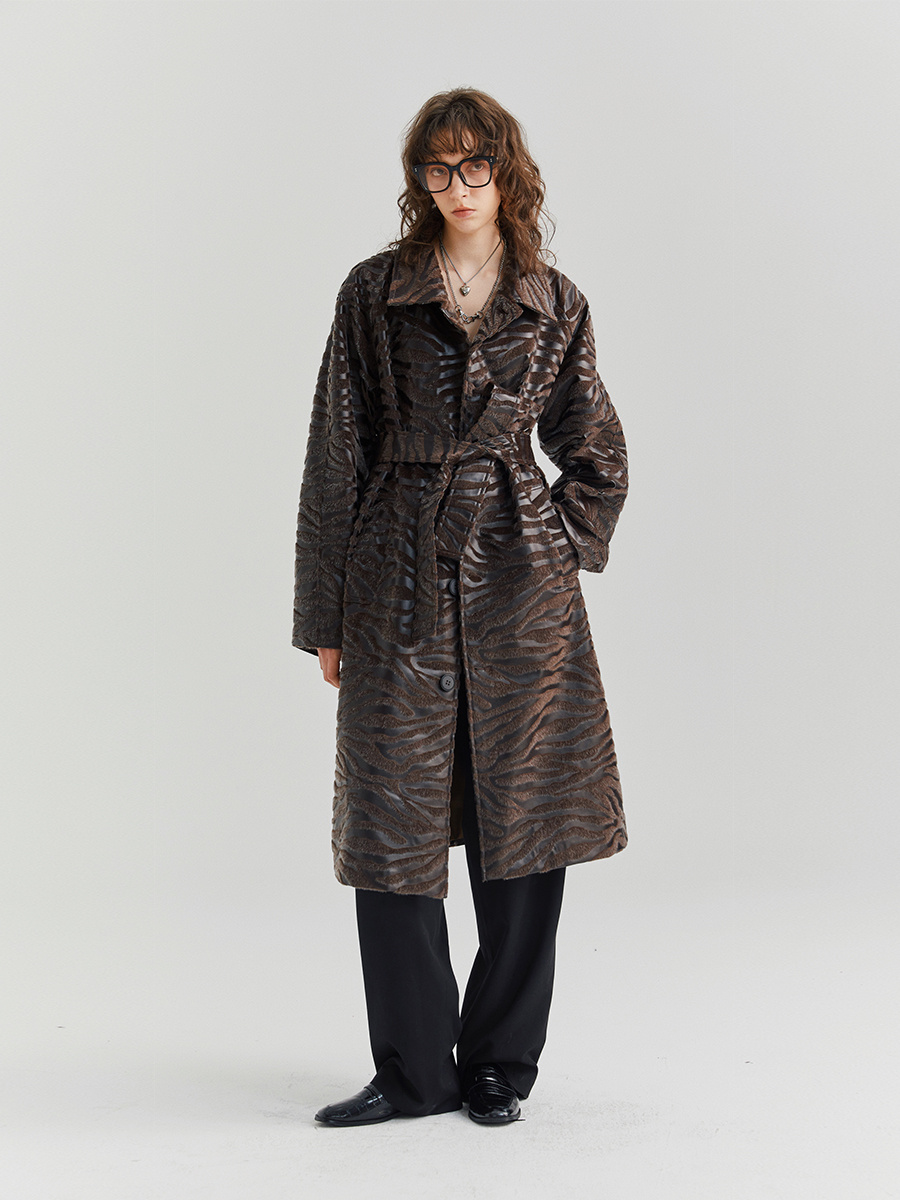 Tiger Pattern Flocked Brown Shoulder Insert - Image 5