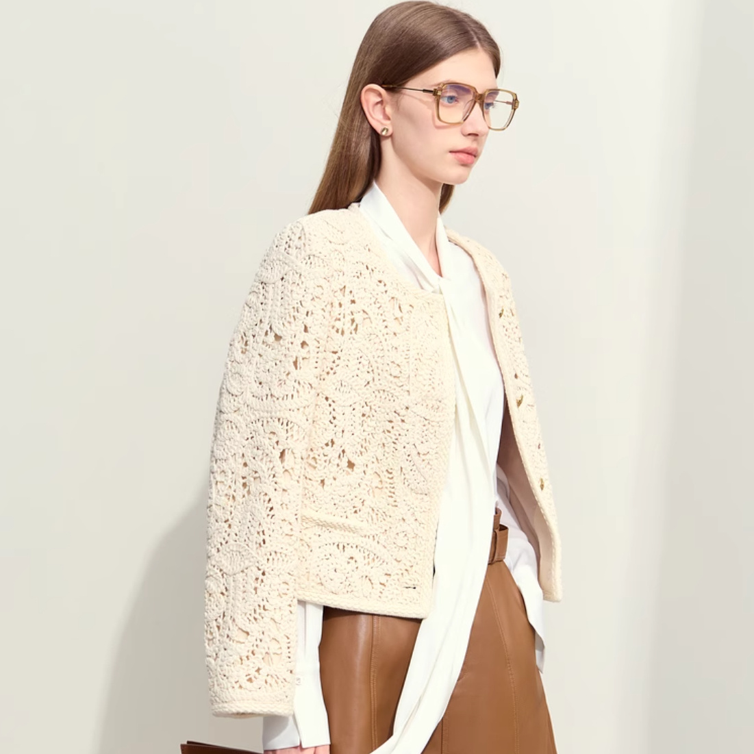 Women’s Round Neck Crocheted Texture Coat Loose Short Padded Shoulder Top