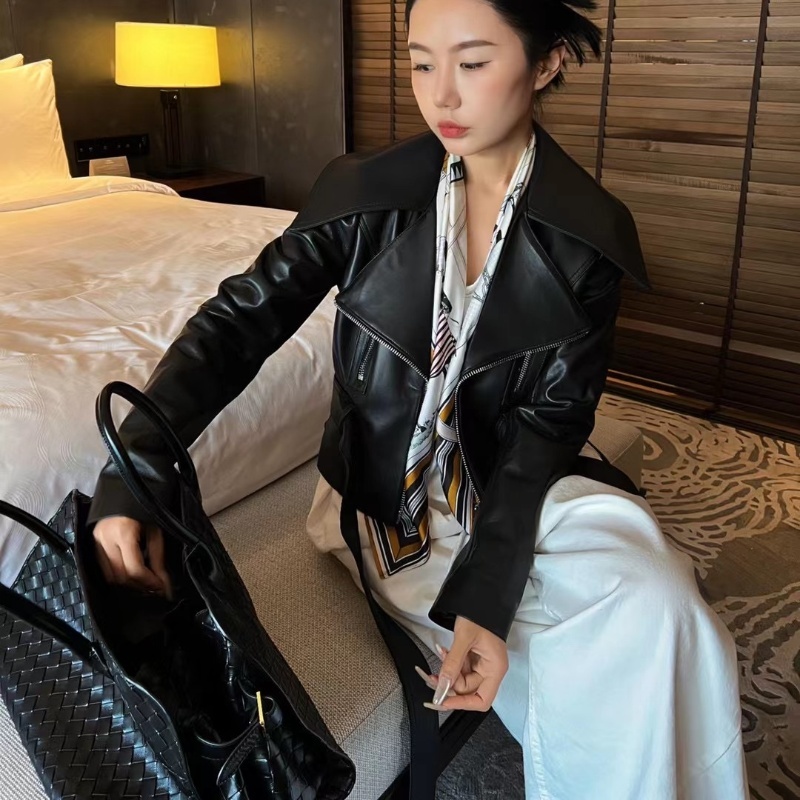 New Sheepskin Leather Short Hong Kong Style Leather Coat